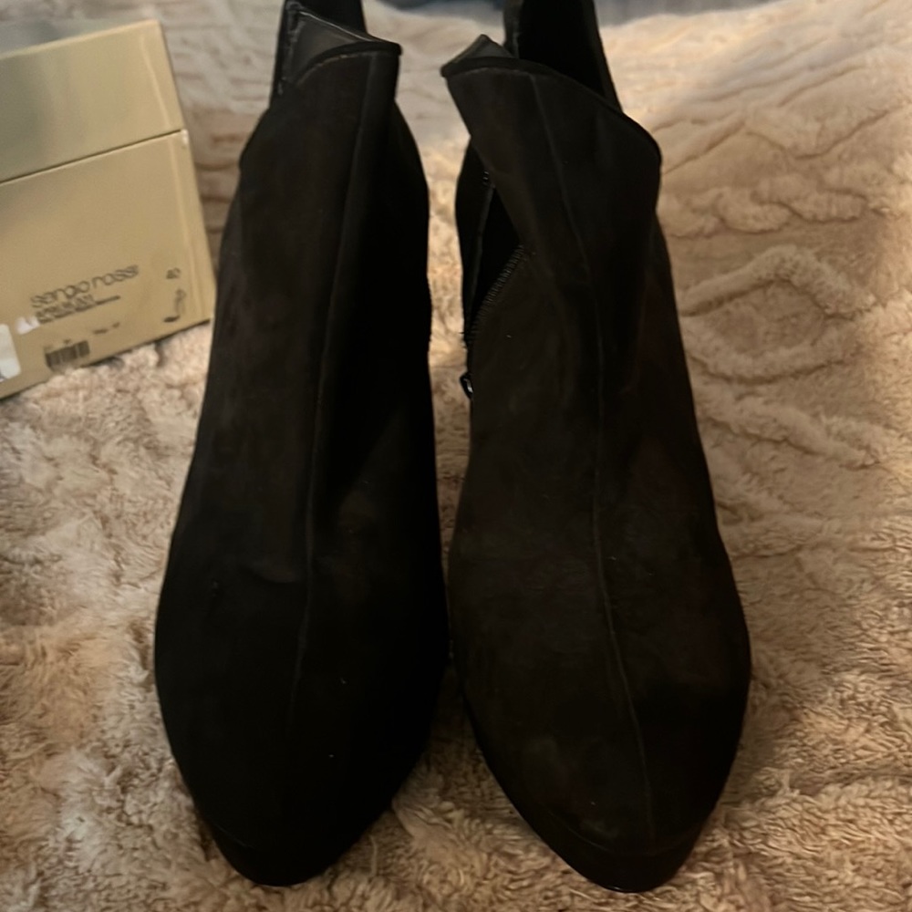 Jessica Simpson Booties